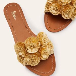 Boden Elspeth 3D Raffia Metallic Open Toe Slide Sandals. 37.